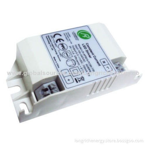 6W LED Power Supply/Driver with 700mA Constant Current